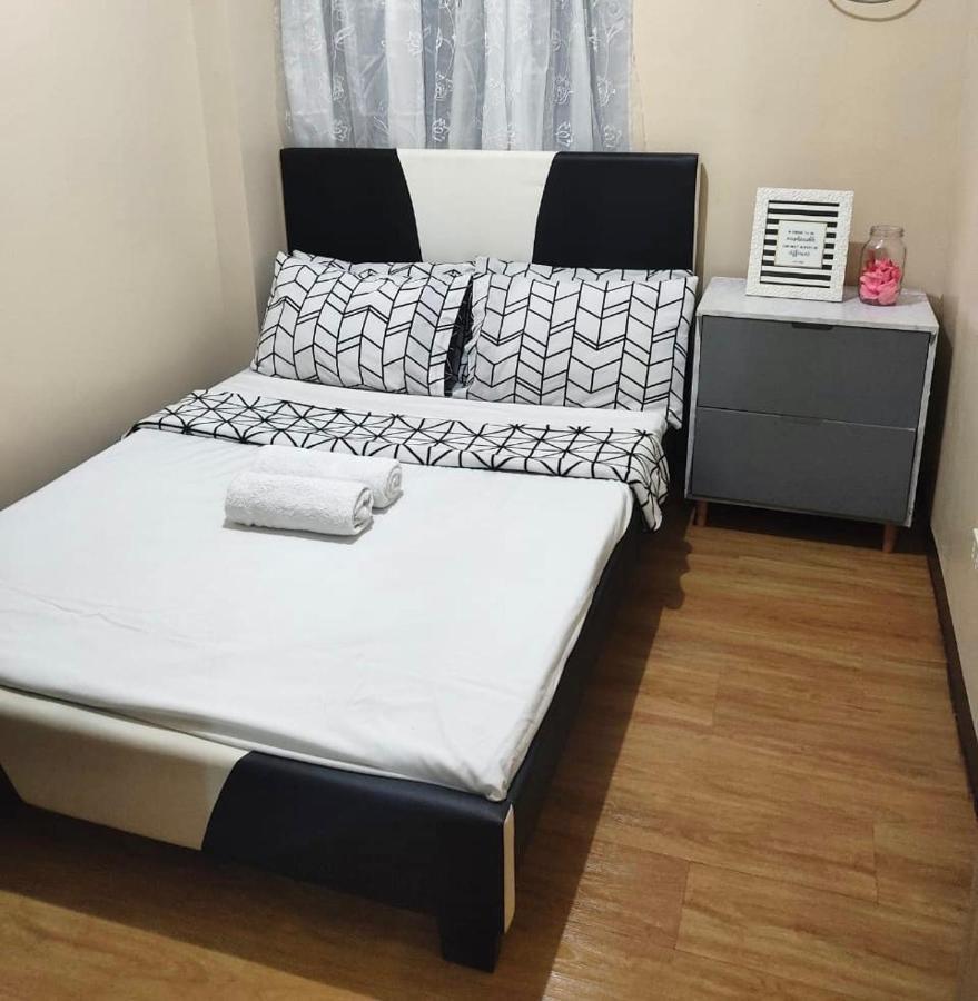 Lancris Residences 2 Bedroom Entire Apartment Near Airport With Pool Paranaque City Esterno foto
